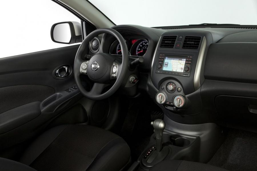  Nissan Versa 2012 года  (фото 107 из 111)